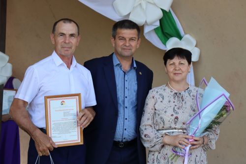 День Семьи, любви и верности в Дрожжаном -2023