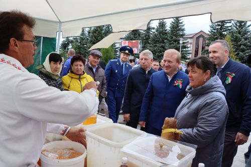 Ярмарка мёда, фестиваль цветов, День образования Дрожжановского района -2023