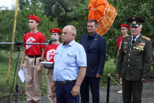 В день ВДВ открыли памятные комплексы в Дрожжаном-2023