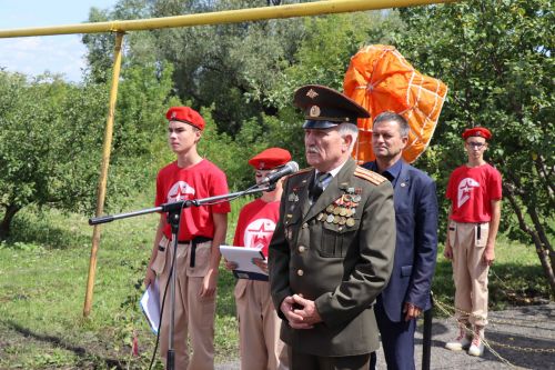 В день ВДВ открыли памятные комплексы в Дрожжаном-2023