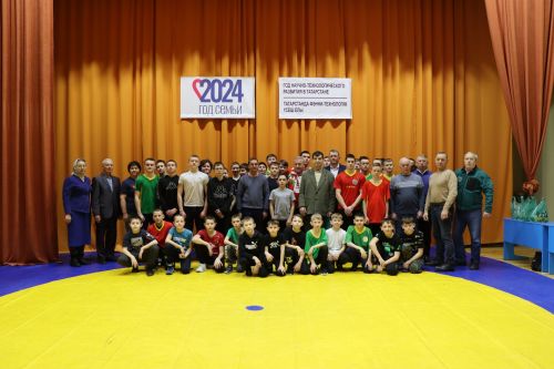 Турнир по борьбе "Көрәш" памяти Фарита Азизова в селе Нижние Каракитяны Дрожжановского района РТ