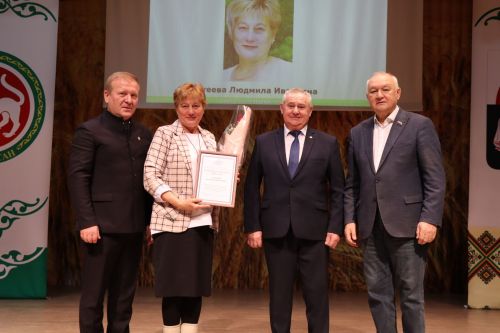 Слет передовиков сельского хозяйства в Дрожжановском районе -2024