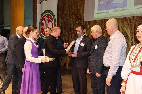 Слет передовиков сельского хозяйства в Дрожжановском районе -2024