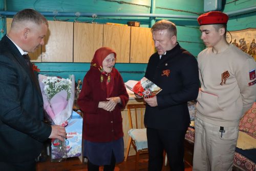Поздравление тружеников тыла в Дрожжановском районе-2024
