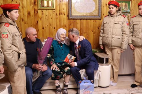 Поздравление тружеников тыла в Дрожжановском районе-2024