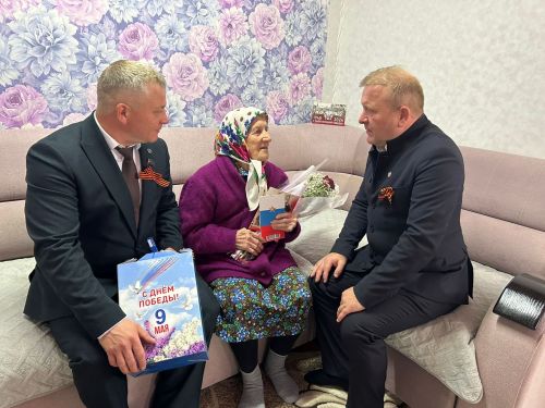 Поздравление тружеников тыла в Дрожжановском районе-2024
