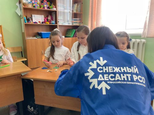Снежный десант российских студенческих отрядов в Дрожжановском районе РТ