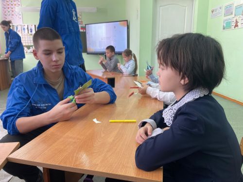 Снежный десант российских студенческих отрядов в Дрожжановском районе РТ