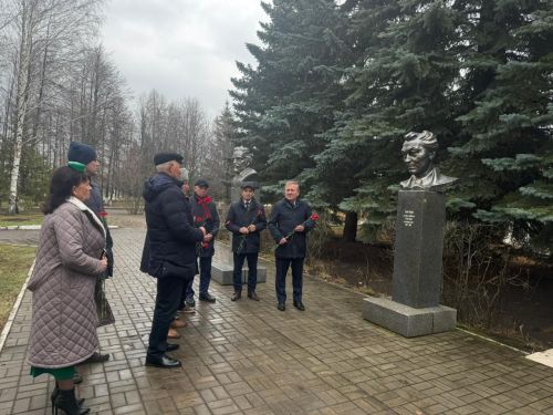 В Дрожжановском районе РТ состоялась презентация книги о Заки Нури