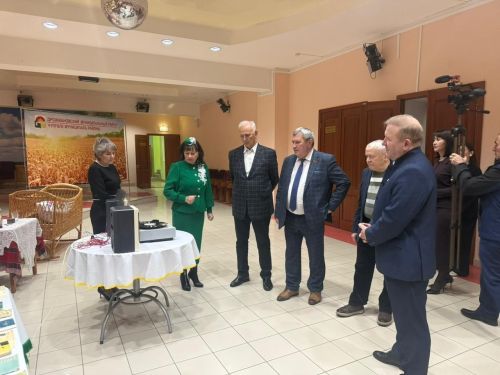 В Дрожжановском районе РТ состоялась презентация книги о Заки Нури