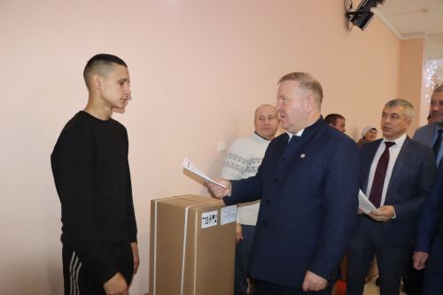 Слет передовиков сельского хозяйства и перерабатывающей промышленности в Дрожжаном -2025