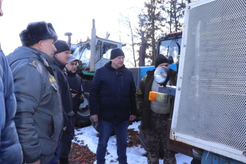 Готовность техники к проведению весенне-полевых работ в Дрожжаном - 2025 года