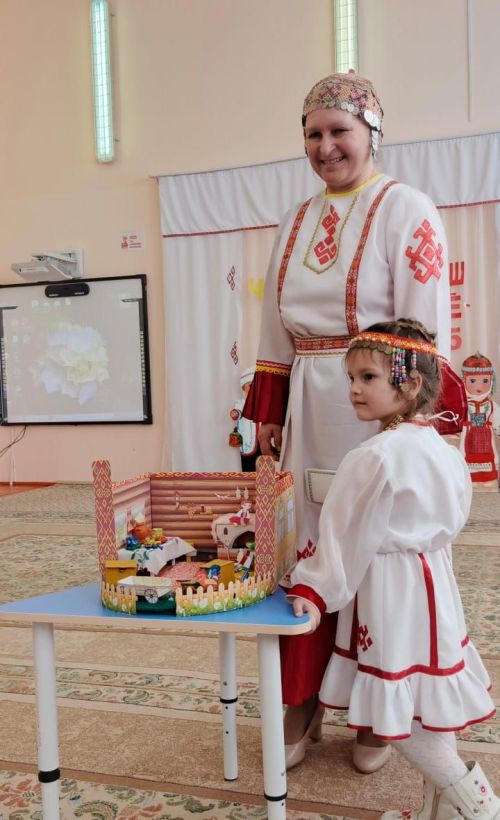 Юные таланты чувашской культуры: в Дрожжановском районе прошел конкурс «Чаваш ачи-2025» и «Чаваш хере-2025