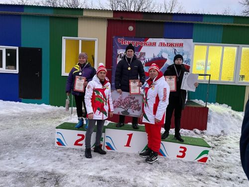 «Чекурская лыжня» в Старых Чукалах: спортивный праздник в честь Международного женского дня