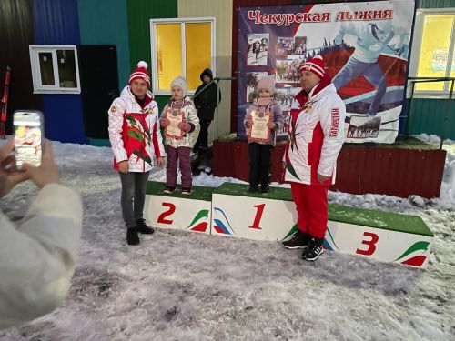 «Чекурская лыжня» в Старых Чукалах: спортивный праздник в честь Международного женского дня