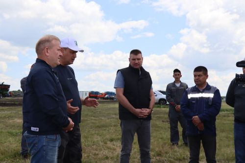 В Дрожжановском районе РТ состоялся парад комбайнов-2025