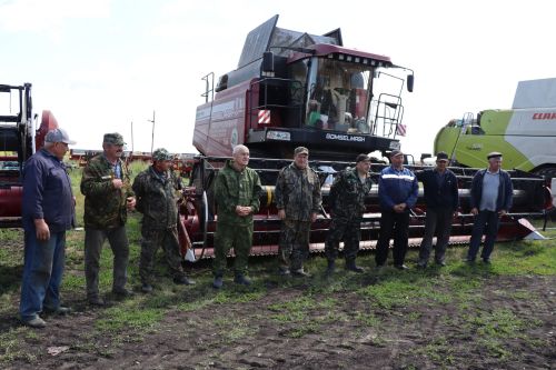В Дрожжановском районе РТ состоялся парад комбайнов-2025
