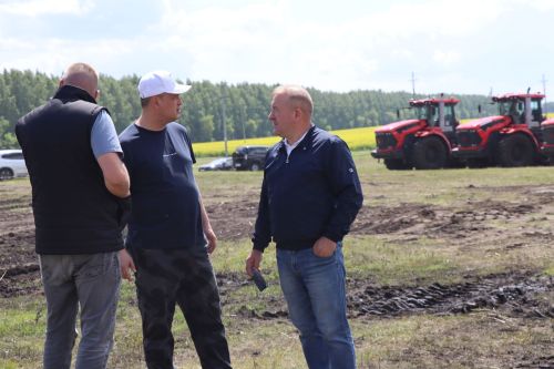 В Дрожжановском районе РТ состоялся парад комбайнов-2025