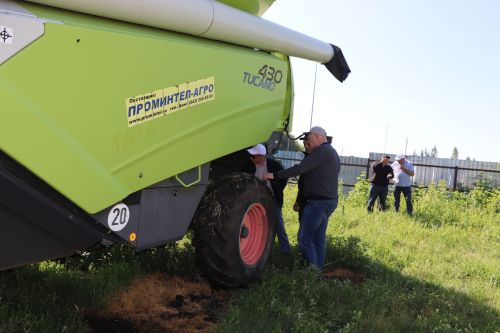 В Дрожжановском районе РТ состоялся парад комбайнов-2025