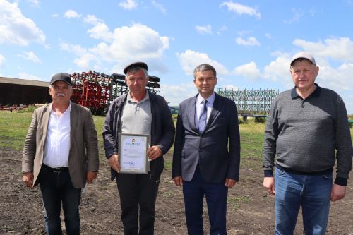 В Дрожжановском районе РТ состоялся парад комбайнов-2025