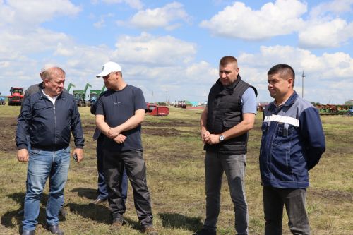В Дрожжановском районе РТ состоялся парад комбайнов-2025
