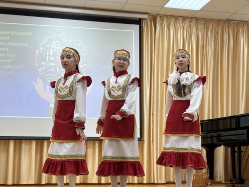 Фестиваль ко дню родных языков в Дрожжаном -2026