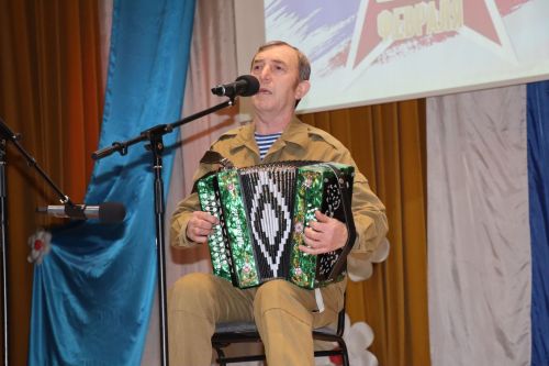 Торжественный концерт ко Дню Защитника Отечества в Дрожжаном-2026