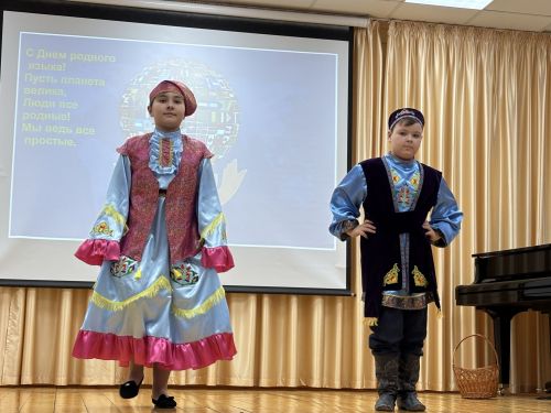 Фестиваль ко дню родных языков в Дрожжаном -2026