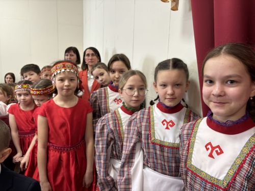 Фестиваль ко дню родных языков в Дрожжаном -2026