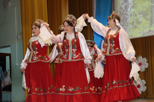 Торжественный концерт ко Дню Защитника Отечества в Дрожжаном-2026