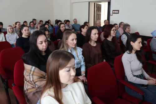 Итоговое совещание работников медицинской службы в Дрожжаном-2026