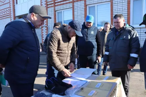 Проверка готовности техники к проведению весенне-полевых работ -2026 в Дрожжановском районе