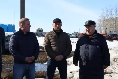 Проверка готовности техники к проведению весенне-полевых работ -2026 в Дрожжановском районе