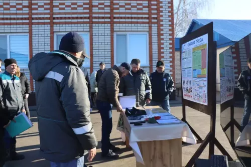 Проверка готовности техники к проведению весенне-полевых работ -2026 в Дрожжановском районе