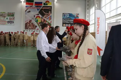 Военно-спортивная игра «Зарница- 2.0-2026» в Дрожжаном