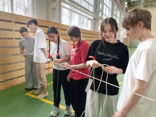 Военно-спортивная игра «Зарница- 2.0-2026» в Дрожжаном