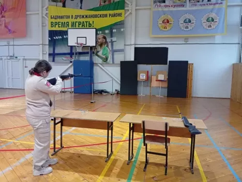 Военно-спортивная игра «Зарница- 2.0-2026» в Дрожжаном