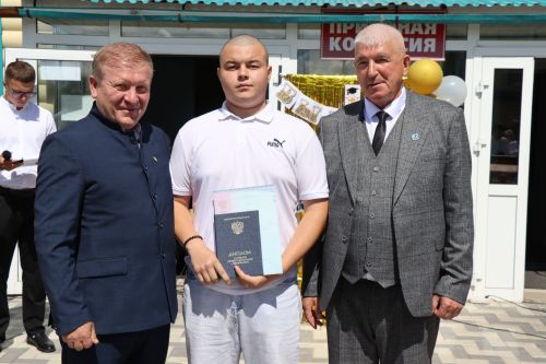 Вручение дипломов в техникуме Дрожжановского района -2026