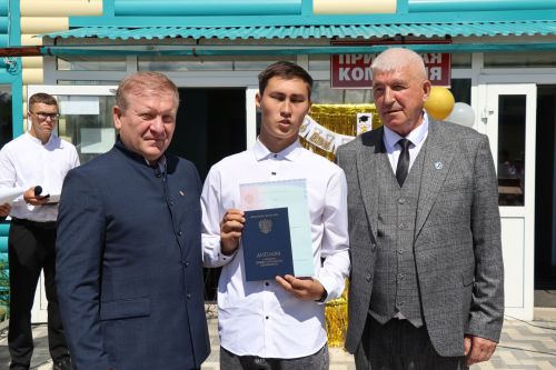 Вручение дипломов в техникуме Дрожжановского района -2026