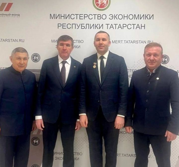 Ильмир Измайлов удостоен звания Заслуженного экономиста Республики Татарстан