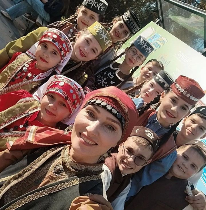 Ансамбль «Мишари» из Дрожжановского района стал лауреатом фестиваля «Звонкая капель»