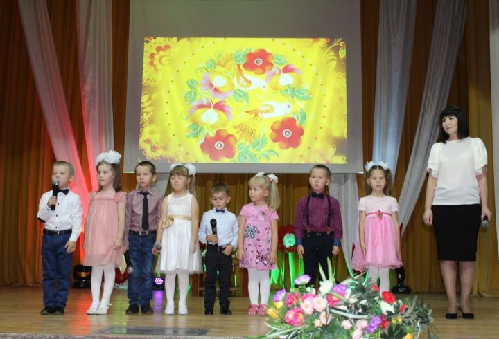 В Дрожжановском районе состоялось торжественное празднование Дня учителя и 50-летие техникума отраслевых технологий