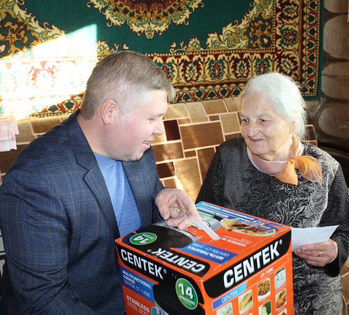 Жительница деревни Хайбулдино Дрожжановского района  отметила 90-летие