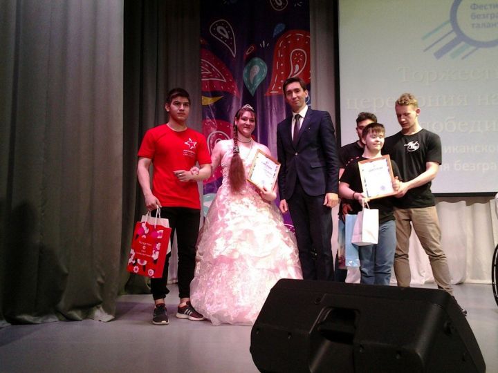 Дарина  стала победительницей  молодежного "Фестиваля безграничных талантов"