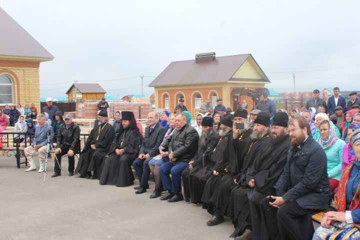 В Дрожжановском районе состоялся фестиваль духовной песни «Троицкие напевы»