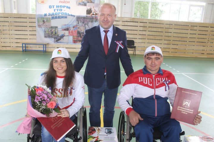 Дрожжановские спортсмены прославляют Татарстан и Россию
