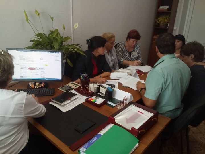 В Дрожжаном прошёл  единый приемный день по вопросам исполнения алиментных обязательств