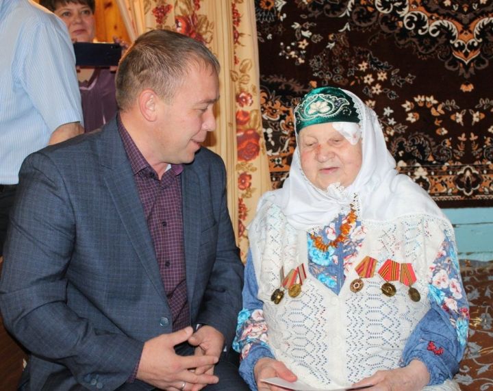 Жительница села Новые Какерли Дрожжановского района отметила 90-летний юбилей