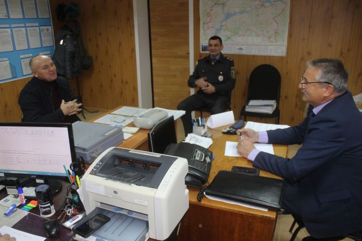 Мунир Халиков провел прием граждан в отделе Гостехнадзора по Дрожжановскому району
