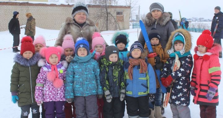 В селе Убеи Дрожжановского района прошли лыжные  гонки  посвященные памяти П.В.Дементьева